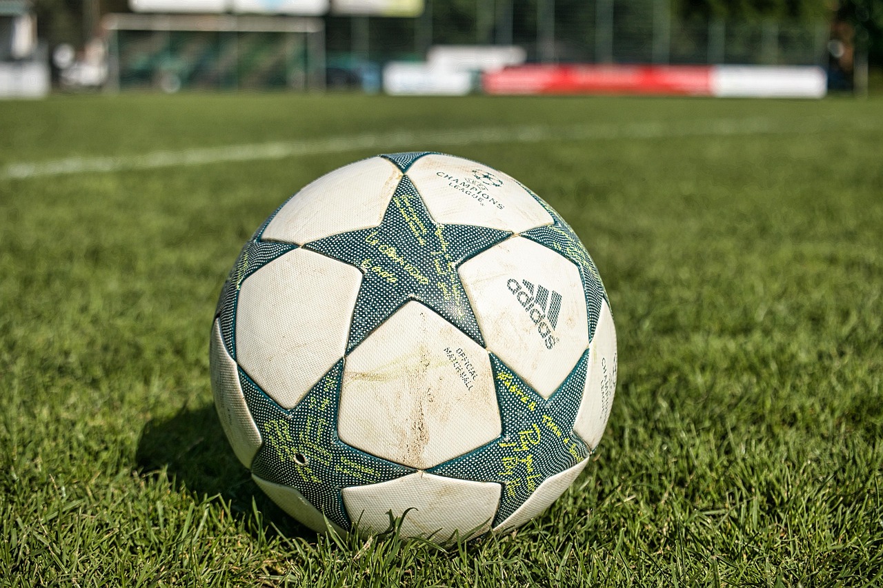 PSG tiếp tục thống trị Ligue 1